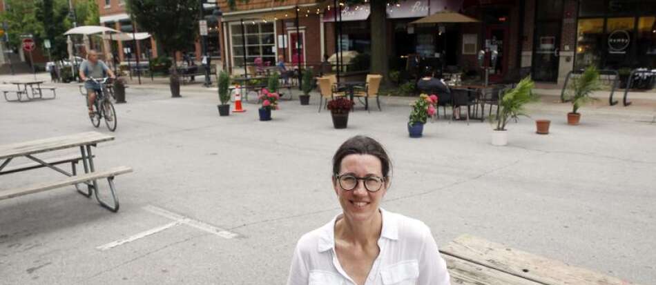 Iowa City Downtown District offers $15,000 grants for new retailers