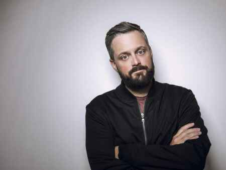 Comedian Nate Bargatze to perform Sunday at Paramount in Cedar Rapids