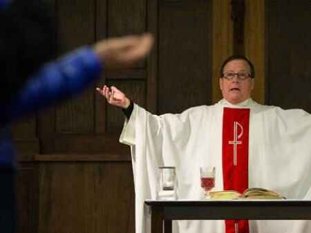Iowa family man becomes Catholic priest