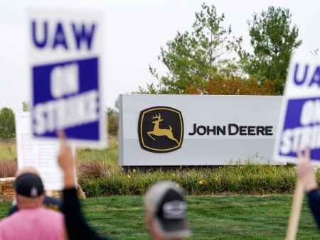 Two judges, two different rulings on picketing at Iowa Deere sites