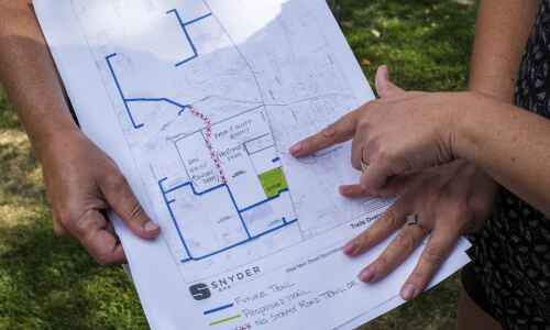 Proposed Robins bike trail angers some residents