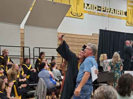 Mid-Prairie graduates can’t wait