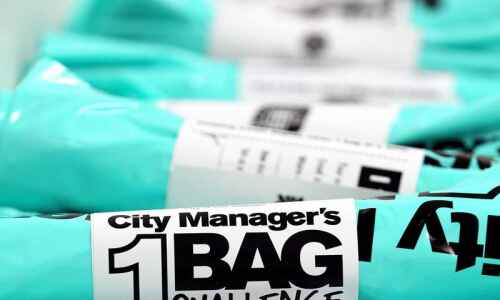 Event celebrating 10th year of C.R. City Manager’s 1-Bag Challenge