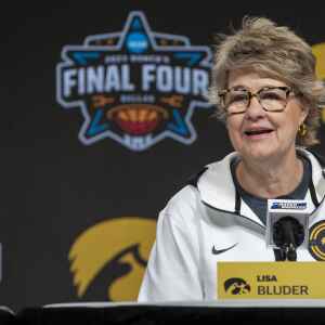 Why not us, Iowa women’s basketball team asks. Why not, indeed.
