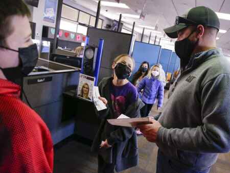Appointments at Iowa drivers’ license offices a success, state says