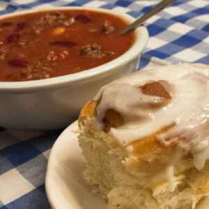 How did the chili and cinnamon roll combo start? This Iowa food historian explains.