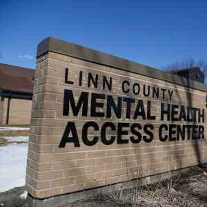 Board backs $2.9M for Linn, Johnson mental health access centers