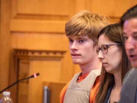 Psychologist: Teen accused of killing teacher should get juvenile trial