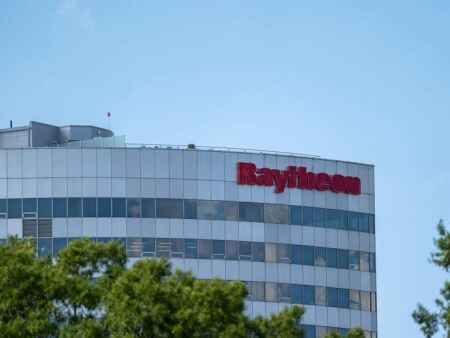 Collins Aerospace parent Raytheon Technologies’ CFO steps down