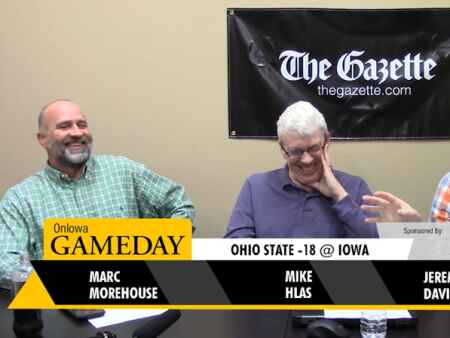 On Iowa Gameday: Week 10 college football picks, including Iowa-Ohio State