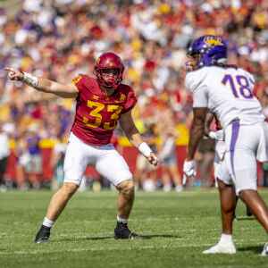 Jack Sadowksy headlines Iowa State linebacking corps brimming with young talent
