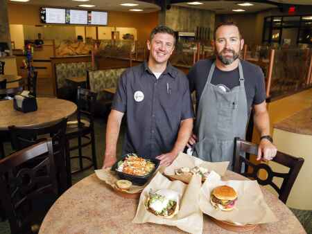 Experienced restaurateurs bring new lunch, breakfast option to downtown C.R.