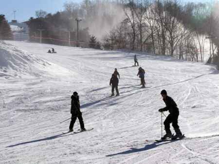 Rexroth family has bonded around skiing