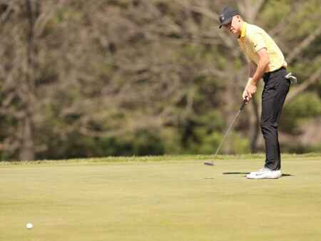 Iowa golf wins and sets records at Hawkeye invitational
