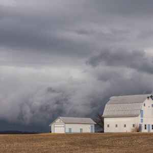 Strong tornadoes, large hail possible in Friday storms