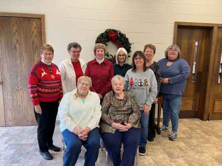 Mt. Pleasant Scribblers hold Christmas luncheon