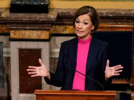 Reynolds to deliver GOP response to State of the Union