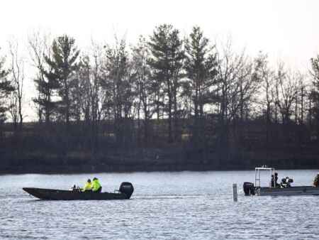 Iowa State University crew club leader: Boat capsized when winds picked up suddenly