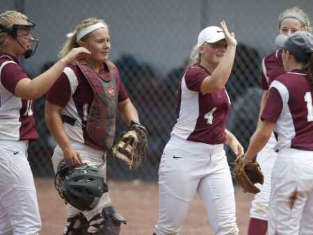 Mount Vernon prepared and potent in state softball first-round waltz