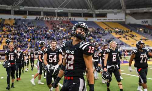Saturday’s Iowa high school state football scores, stats and more