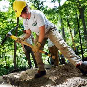 Conservation youth spruce up Palisades