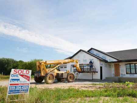 Rural Iowa's lack of affordable housing creates barrier for new business