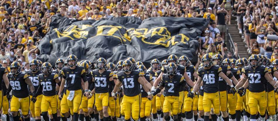 Iowa’s Big Ten opponents for 2024, 2025 unveiled