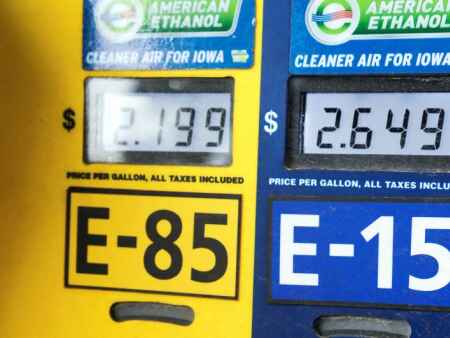 In reversal, EPA backs ethanol in fighting waivers