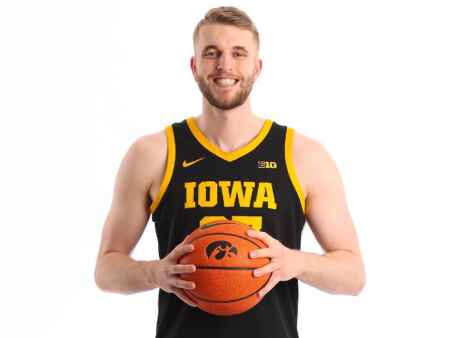 Missouri Valley Conference’s leading men’s basketball scorer transferring to Iowa