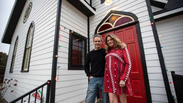 Iowa TV news couple convert church into Airbnb near Galena