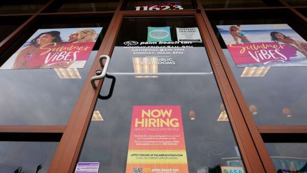 U.S. jobless claims near pandemic low