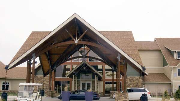 State picks new management for Honey Creek Resort