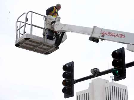Every Cedar Rapids traffic signal eventually will have observation cameras