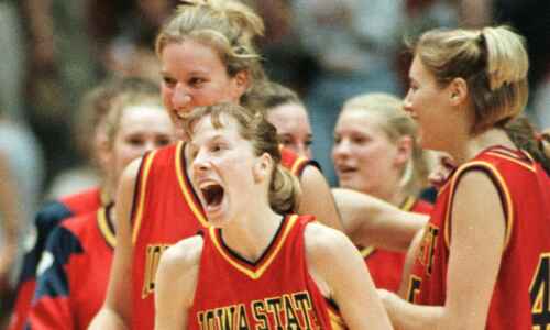 1999 UConn upset put ISU women’s basketball on national map