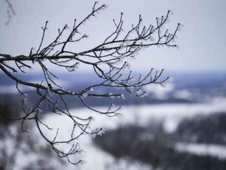 Winter storm — and freezing rain — aims for Eastern Iowa