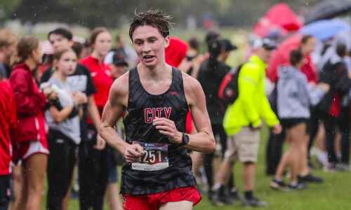 Back on top: City High wins MVC cross country title