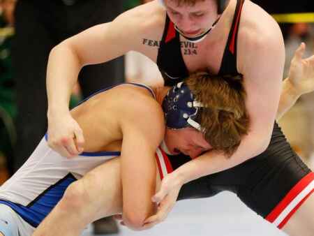 Underwood's Alex Thomsen avenges loss to Brody Teske in classic rematch
