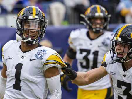 So much goodness for Hawkeyes in Music City KO of Kentucky