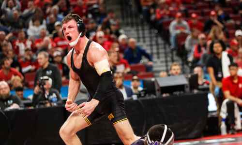 Max Murin’s comeback propels him to B1G semifinals, NCAA tournament