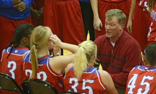 Former Washington coach Frank Howell dies at age 52
