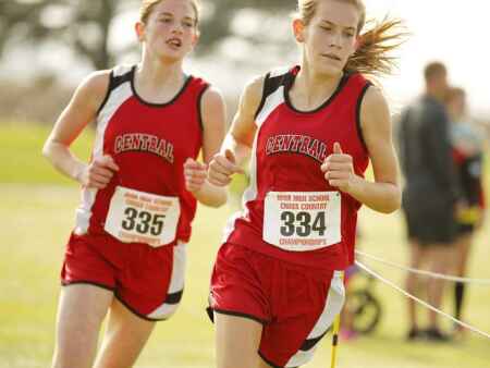 Reloaded Elkader Central repeats as girls’ cross country state champions