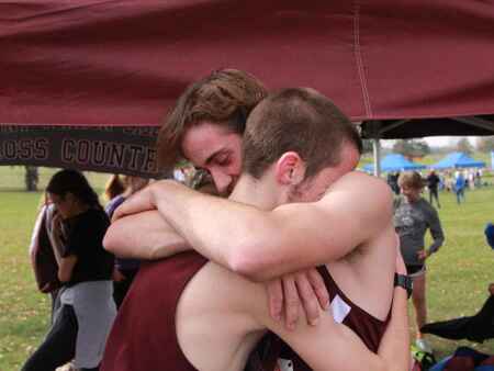 Mount Vernon-Lisbon cross country on top once again