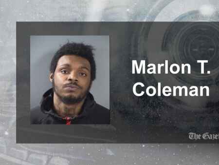 Iowa City man arrested after armed robbery