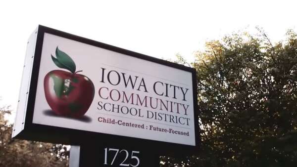 Iowa City schools to see 6.5% decrease in fund that pays teachers, staff