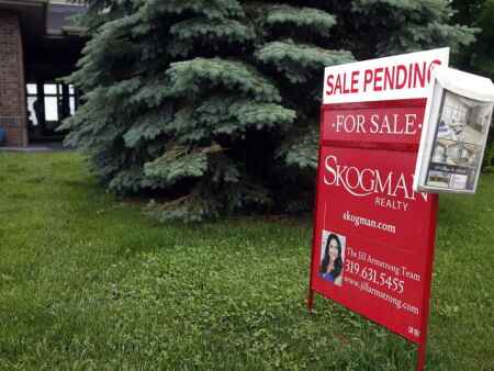 Residential real estate sees pause in listings as sellers hesitate during pandemic