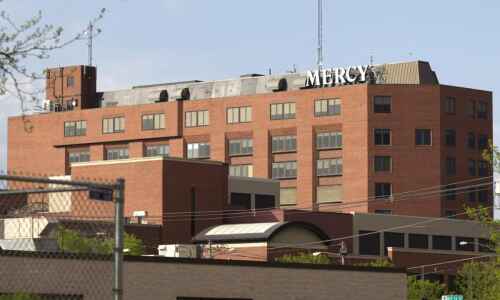 Mercy Medical Center alerts 97K patients at risk in security breach
