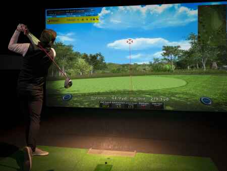 Indoor golf simulator X-Golf coming to Coralville, Cedar Rapids