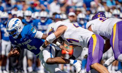Air Force rushes for 582 yards, 5 TDs against UNI