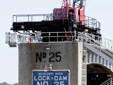 Upgrades coming to Mississippi locks, Army Corps announces