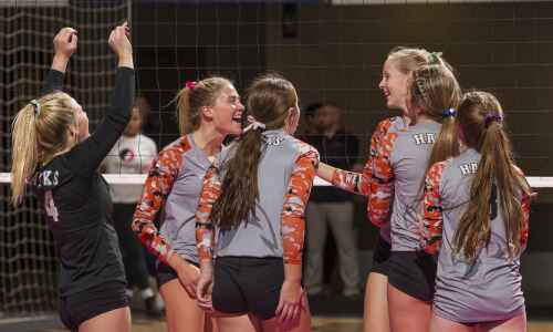 West Delaware returns to state volleyball finals